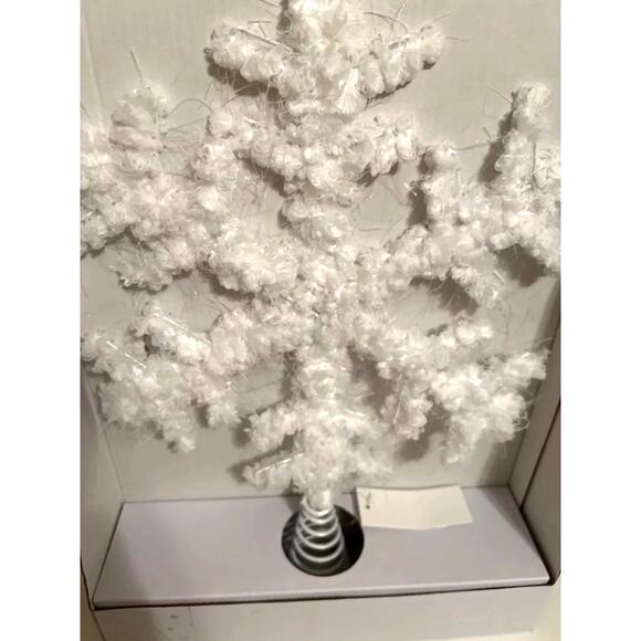 34th & Pine SNOWFLAKE Christmas Tree Topper 13.5X9 White NEW - Picture 4 of 6